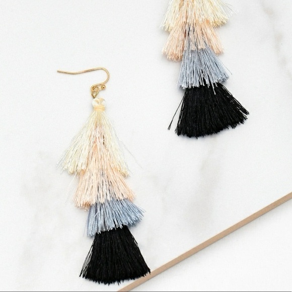 Jewelry - Multi tiered tassel earrings